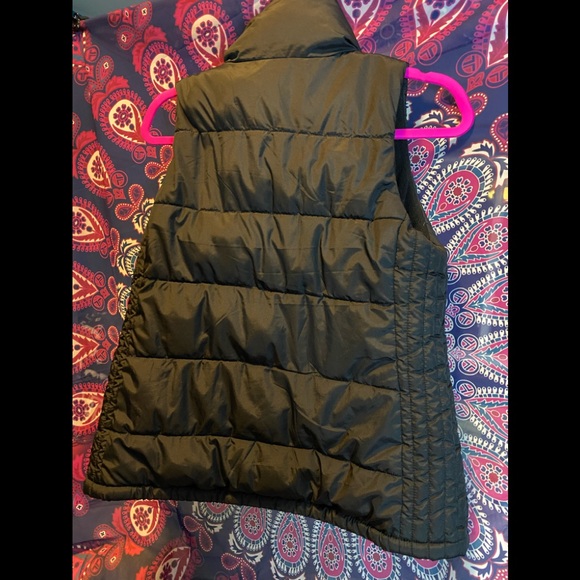 Black Vest with warm fuzzy inside! - Picture 4 of 4